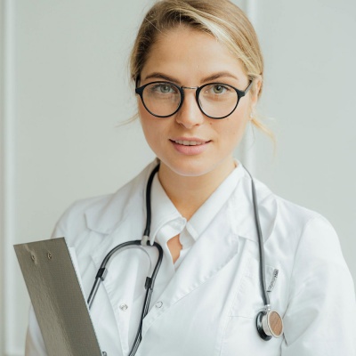 nurse-5a01ee4d.jpg